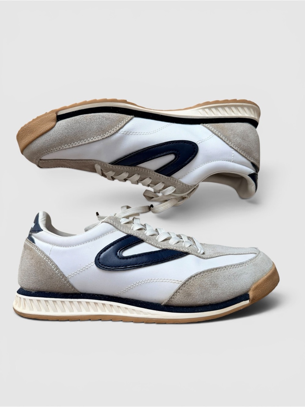 Tretorn Kristine Sneakers Women’s 7.5 White Navy Retro Suede Gum Sole